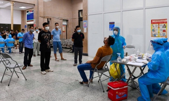 Chuyên gia nói gì khi Hà Nội xét nghiệm Covid-19 toàn thành phố?