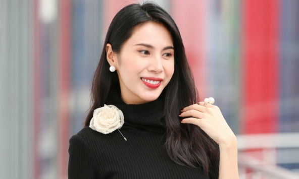 Lan truyền hình ảnh đơn tố giác Thủy Tiên lợi dụng chiếm đoạt tài sản từ thiện