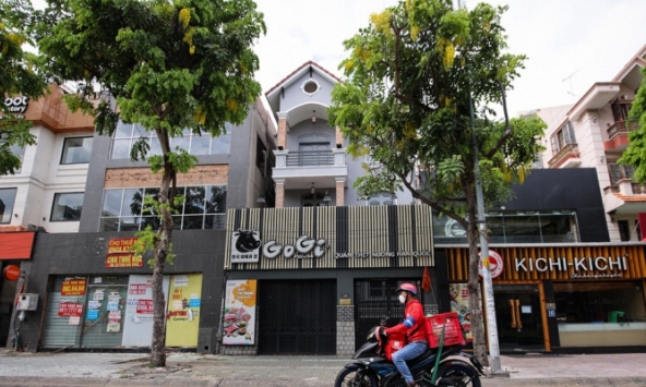 Chuỗi nhà hàng, cà phê ở TP.HCM chưa mở đồng loạt