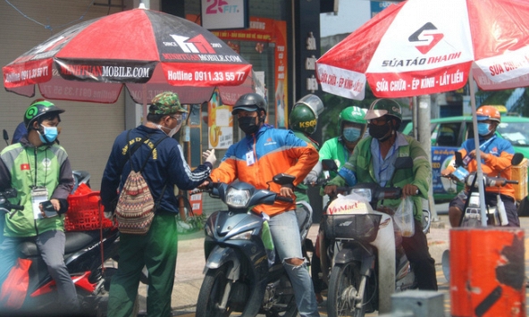 TP.HCM: Xét nghiệm shipper 2 ngày/lần đến hết 30-9