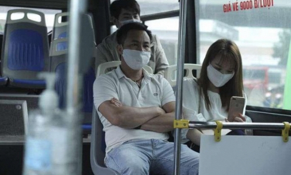 Hà Nội: Dự kiến chia 'thẻ xanh, thẻ vàng Covid' với hành khách xe buýt