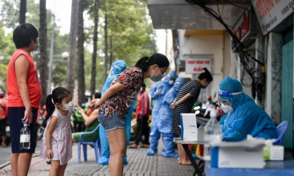 TPHCM: Tỷ lệ dương tính tại vùng đỏ giảm
