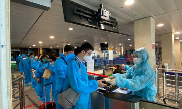 Hà Nội từ chối mở cửa sân bay Nội Bài, Bộ GTVT nói gì?