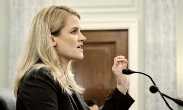 Cựu nhân viên tố Facebook để lọt nhiều thông tin sai lệch về vaccine