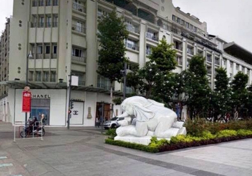 Thực hư hình ảnh đặt tượng voi đá ở phố đi bộ Nguyễn Huệ