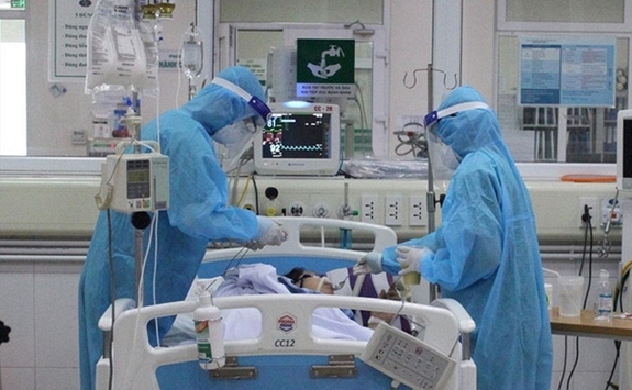 Chuyên gia lên tiếng về thông tin nước từ trường có giúp chữa Covid-19?