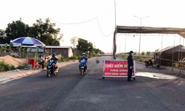 Đề xuất lập đường dây nóng để phản ánh tình trạng 'ngăn sông cấm chợ' 