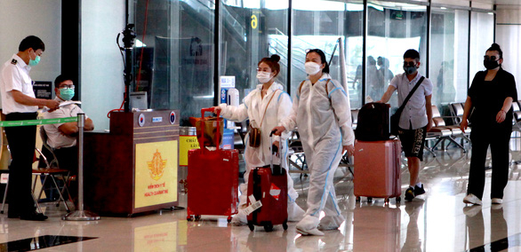 Cục Hàng không đề xuất: Hành khách không phải tiêm đủ liều vắc xin nếu xét nghiệm âm tính