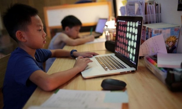 Sở GD-ĐT Hà Nội rút lại đề xuất cho học sinh đi học từ 25/10