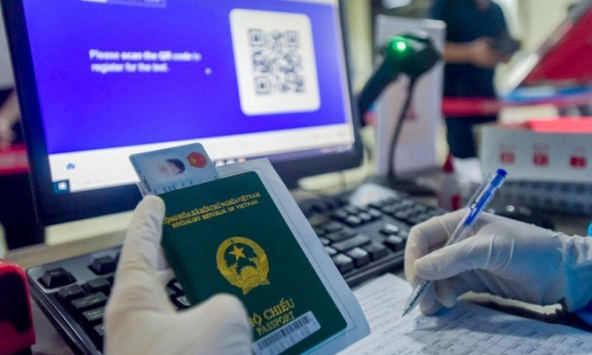 Từ 25/10, khách đi máy bay, đường sắt không phải ký cam kết phòng, chống dịch