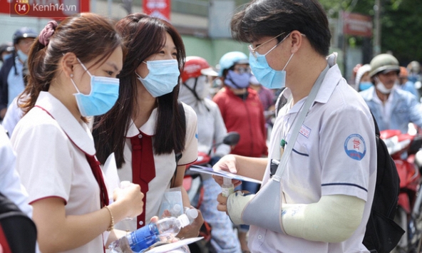 2 địa phương cho học sinh nghỉ học vì xuất hiện ca nhiễm Covid-19 mới