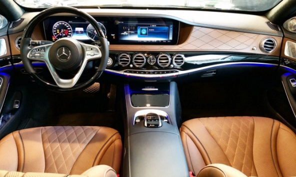 Mua ô tô từ 15/11 lại được giảm nửa phí trước bạ, mua Mercedes lợi hơn 250 triệu đồng