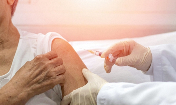 Người mới được điều trị ung thư có nguy cơ tử vong cao khi mắc Covid-19