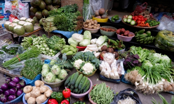 Giá rau xanh tăng mạnh, dự kiến còn cao trong vài ngày tới