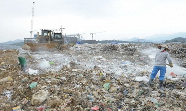 Hà Nội: Bãi rác Nam Sơn tạm dừng tiếp nhận rác từ ngày 2/11