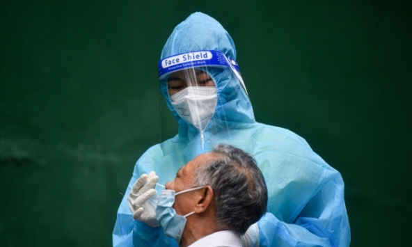 Chủ tịch TP.HCM: Nhiều ý kiến phản đối việc thí điểm bán rượu bia