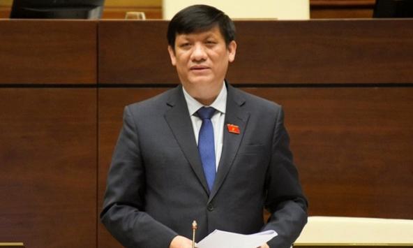 Bộ trưởng Bộ Y tế: Đi cùng thang máy với F0 không bắt buộc đi cách ly tập trung