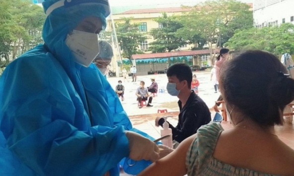 Việt Nam đã tiêm hơn 1,4 triệu liều vắc xin COVID-19 cho trẻ