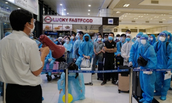 Hà Nội dừng cách ly người về từ TP.HCM và một số tỉnh phía Nam