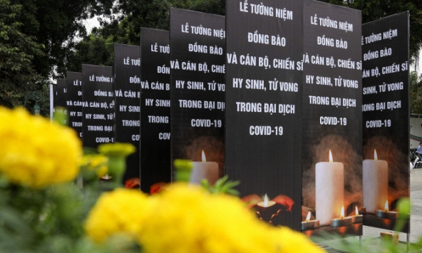 Tối nay, 19/11, cả nước tắt đèn, thắp nến tưởng niệm đồng bào tử vong trong đại dịch Covid-19