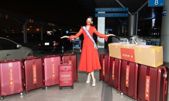 Hoa hậu Đỗ Thị Hà mang 10 kiện hành lý nặng 200kg lên đường thi Miss World