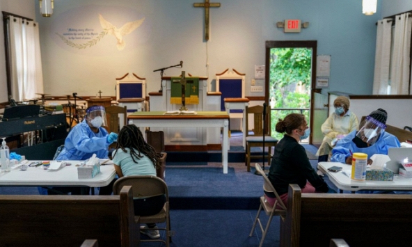 Những người có nguy cơ diễn biến nặng khi mắc Covid-19 dù đã tiêm vaccine