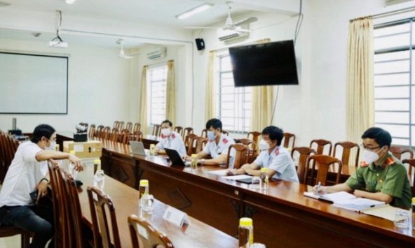 Người nhục mạ báo chí trong livestream của bà Nguyễn Phương Hằng bị xử phạt 7,5 triệu đồng