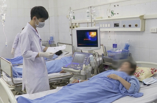 Lấy mẫu lô vaccine có 4 người tử vong sau tiêm ở Thanh Hóa để kiểm định