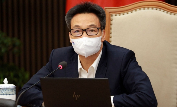 Phó thủ tướng Vũ Đức Đam đề nghị Bộ Y tế khẩn trương hoàn thiện quy trình điều trị tại nhà