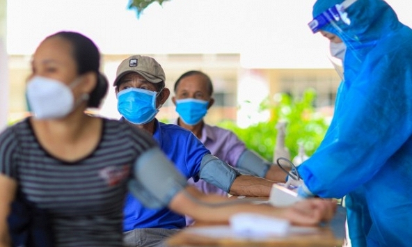 TPHCM đề xuất tiêm vaccine mũi 3 cho người dân từ 10/12