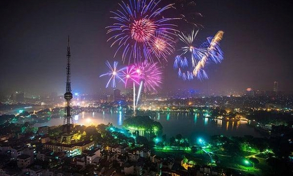Hà Nội xem xét phương án bắn pháo hoa dịp Tết Nguyên Đán
