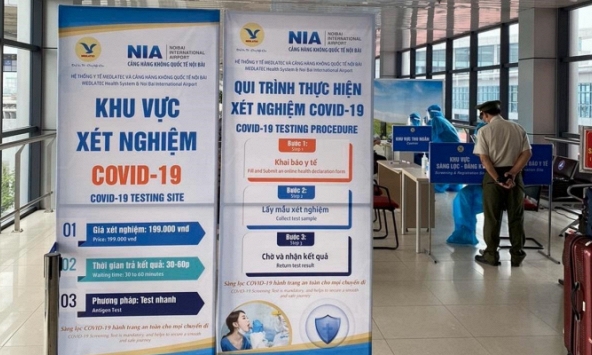 Dừng dịch vụ test nhanh COVID-19 cho khách tại sân bay Nội Bài
