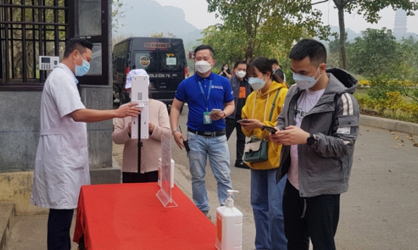 Ninh Bình cách ly người về từ Hà Nội 