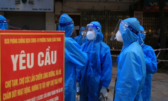 Hà Nội thành lập Tổ hỗ trợ theo dõi người mắc COVID-19 tại nhà