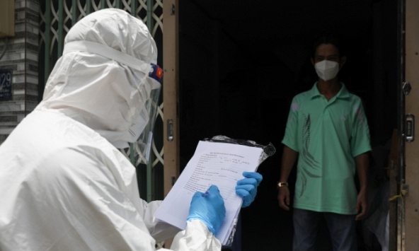 Hà Nội: Một số F0 phải tự điều trị tại nhà vì gọi y tế phường không ai đến