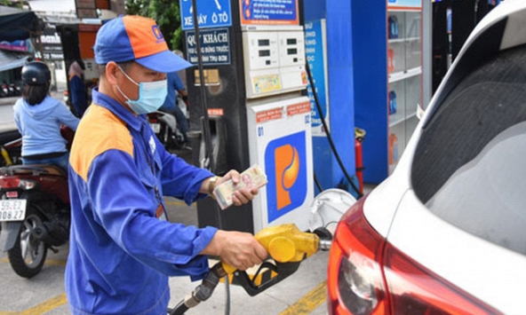 Giá xăng dầu đồng loạt tăng từ 15h chiều nay
