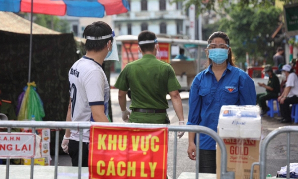 Hà Nội yêu cầu cách ly tập trung người nhập cảnh từ quốc gia có Omicron