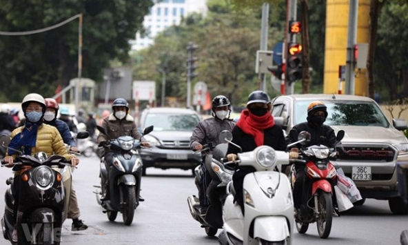 Thủ đô Hà Nội vẫn rét đậm, mưa lũ tiếp diễn ở khu vực miền Trung