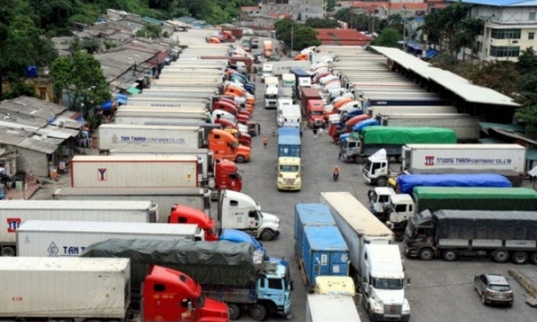 Bộ Công Thương: Cần giải pháp giải tỏa hơn 5.000 container đang ách tắc tại các cửa khẩu 