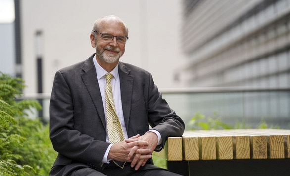 Chuyên gia Anh: 'Điều tồi tệ nhất đã ở phía sau, và thế giới chỉ cần vượt qua mùa đông này'