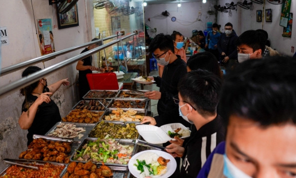 Hà Nội đã có đến 9 quận thành 'vùng cam'