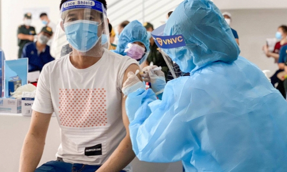 Chuyên gia: Không thể bảo đảm 100% sẽ không nhiễm covid-19 sau khi tiêm mũi 3