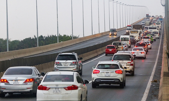 Đề xuất người có bằng lái dưới 1 năm không chạy quá 60km/h và không được chạy xe trên cao tốc