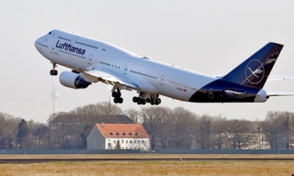 Vì sao các hãng hàng không phải bay hàng nghìn chuyến rỗng trong mùa đông?