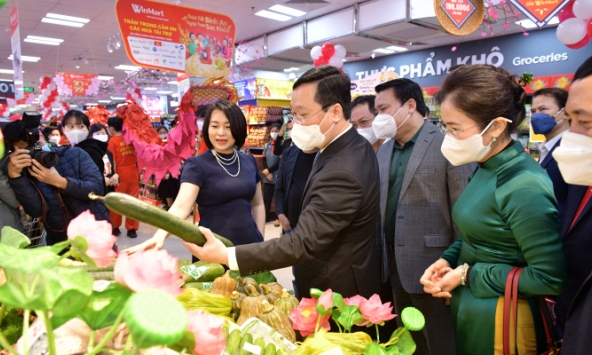  Hệ thống bán lẻ VinMart đổi tên 