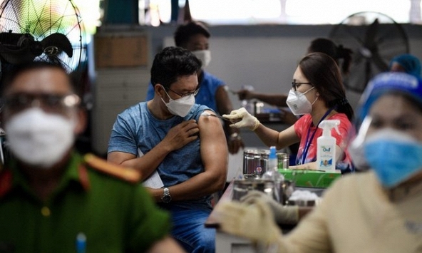 Thủ tướng: Thiếu vaccine, Bộ trưởng Y tế sẽ phải chịu trách nhiệm