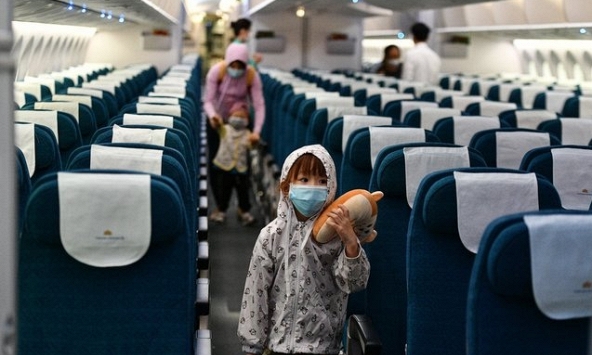 Bỏ yêu cầu xét nghiệm Covid-19 với khách bay là trẻ em dưới 12 tuổi chưa tiêm vaccine