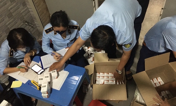 TPHCM thu giữ lượng lớn thuốc điều trị COVID-19 