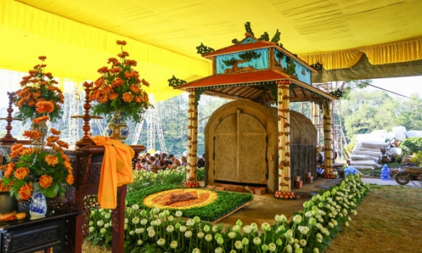 Đài hỏa táng thiền sư Thích Nhất Hạnh