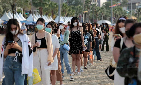 Thái Lan chuẩn bị tuyên bố COVID-19 là bệnh đặc hữu